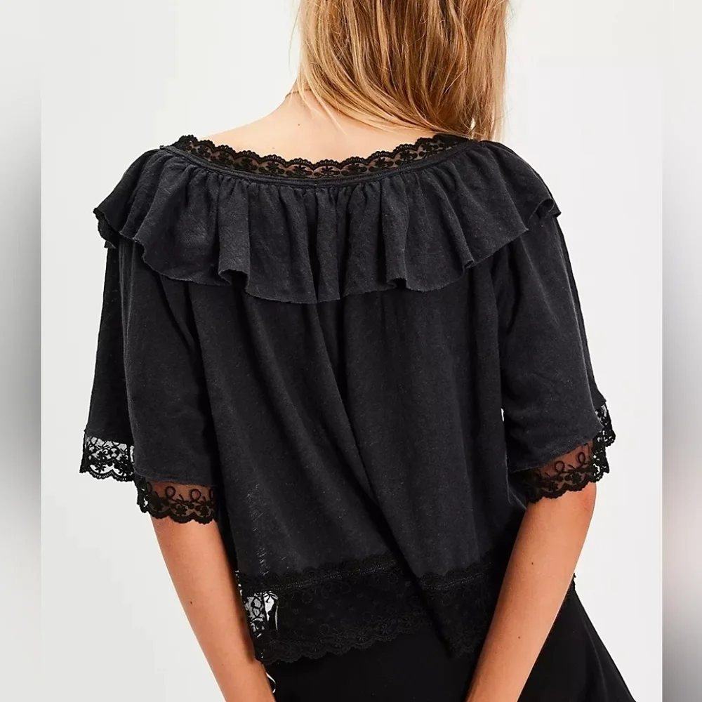 Free People Lulu Knit Boho Lace Ruffle Top
